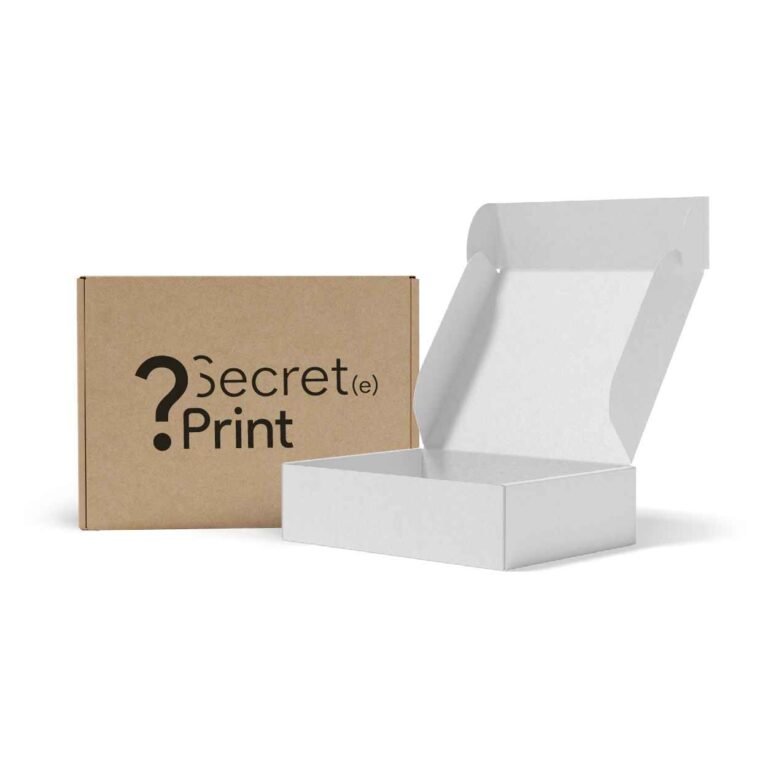 Boîte d'expédition avec rabat et logo imprimé