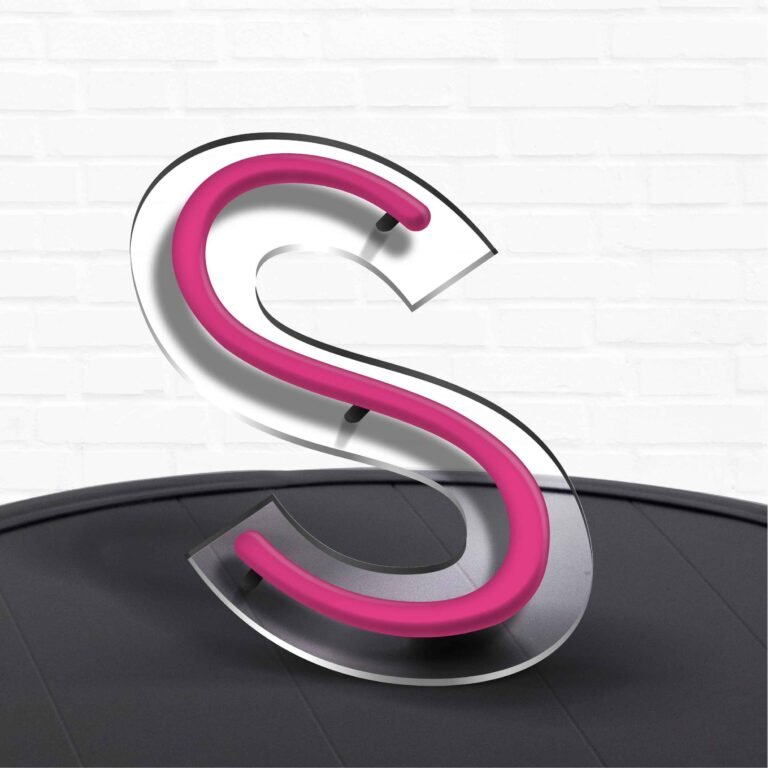 Néons personnalisés sur plexiglas